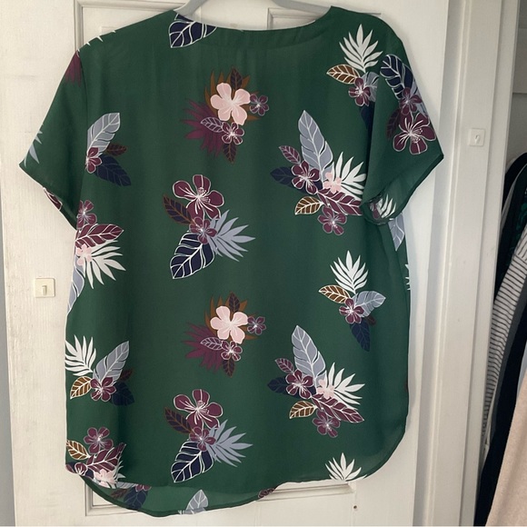 Loft Green Floral Blouse - Picture 2 of 5